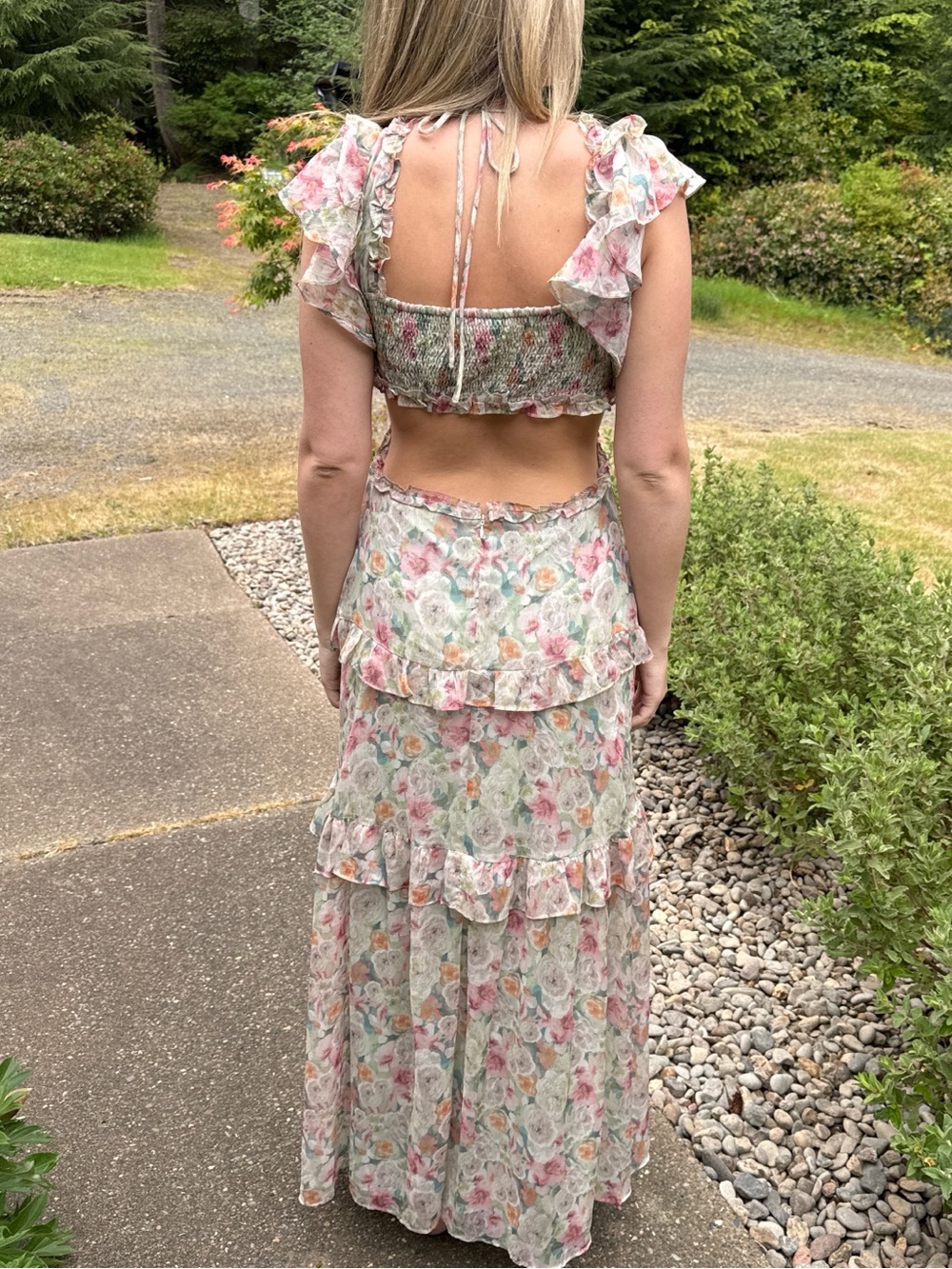 ASTR The label Mable Floral Ruffle Tiered Maxi Dress Pastel Pink/Green M - Picture 2 of 4